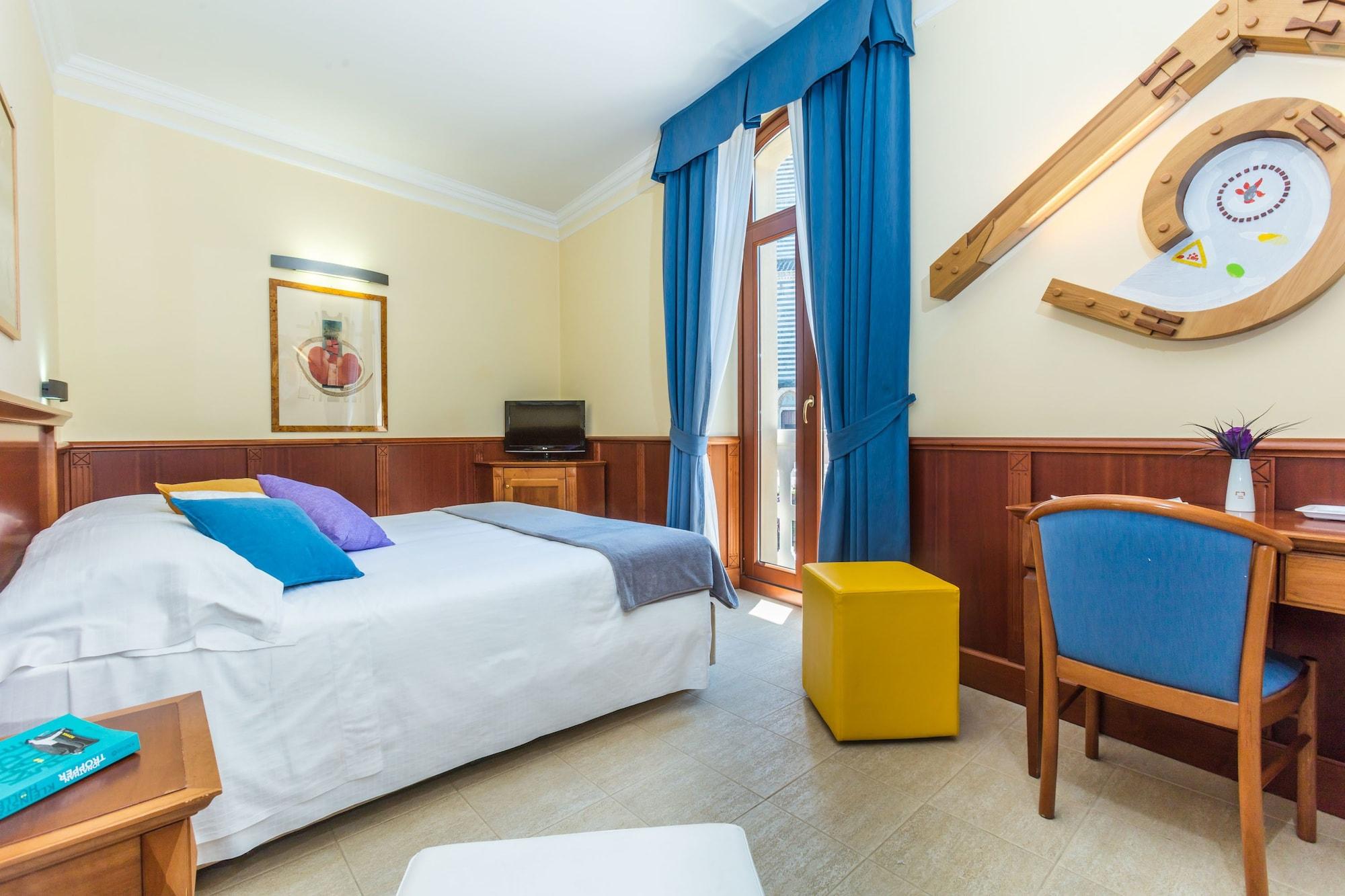 Hotel Duomo Orvieto Esterno foto
