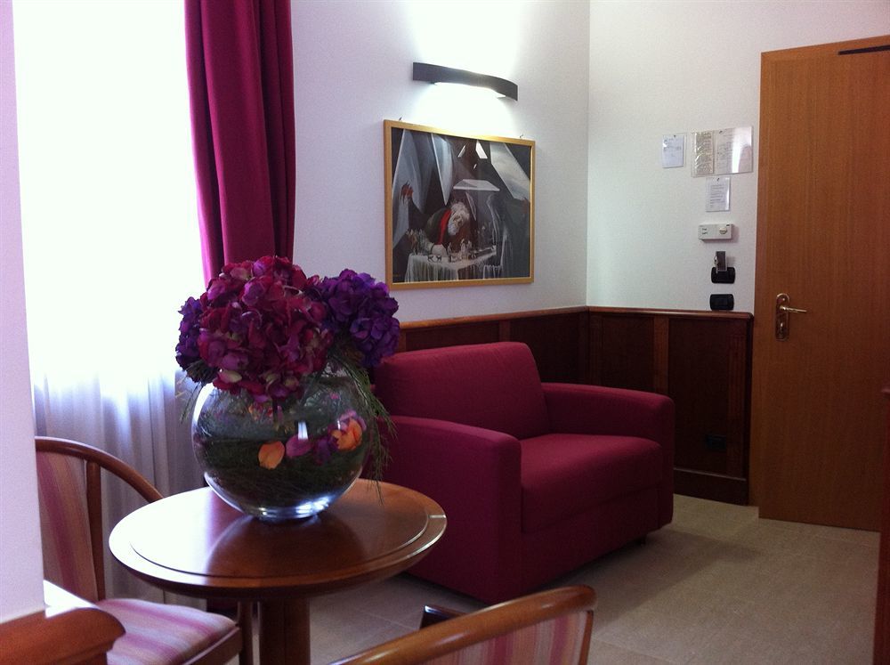 Hotel Duomo Orvieto Esterno foto