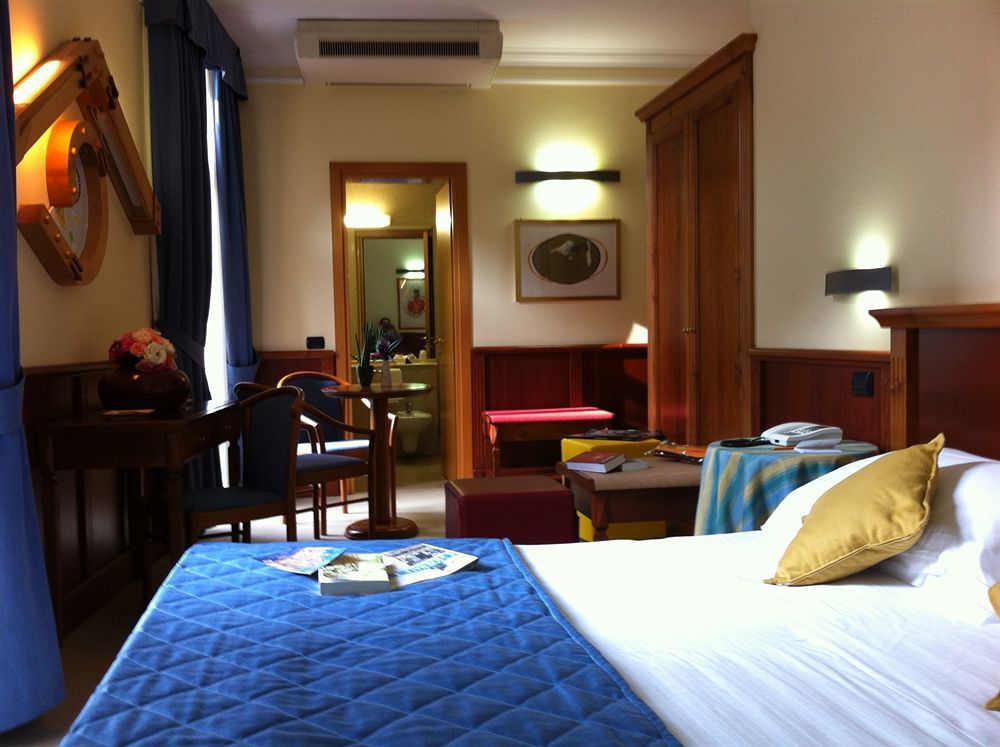 Hotel Duomo Orvieto Esterno foto